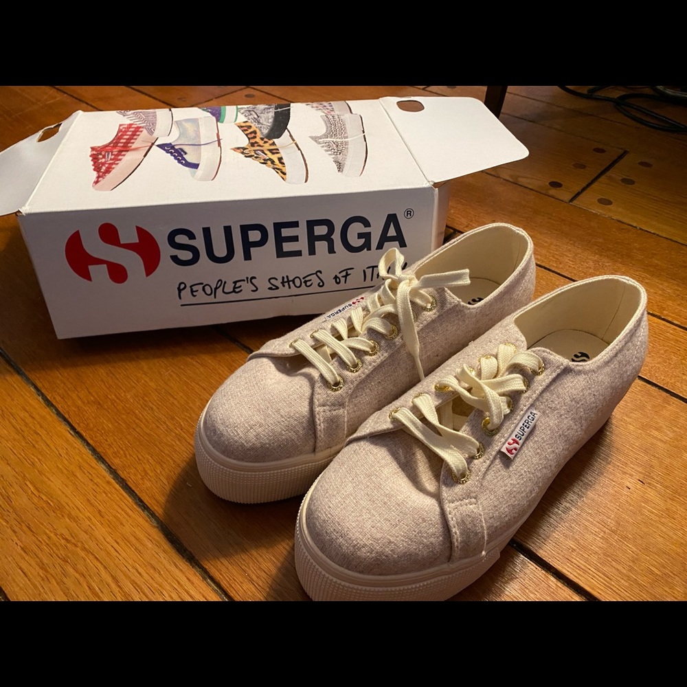 Superga platform sneakers, NWT, 8.5, Oatmeal
